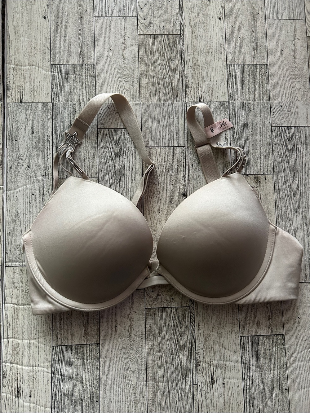 Victorias Secret very sexy push up bra 34c